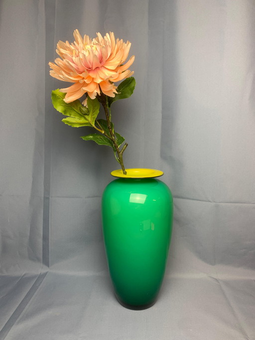 Vaso in vetro di Murano soffiato a bocca Carlo Nason 1970 Italia