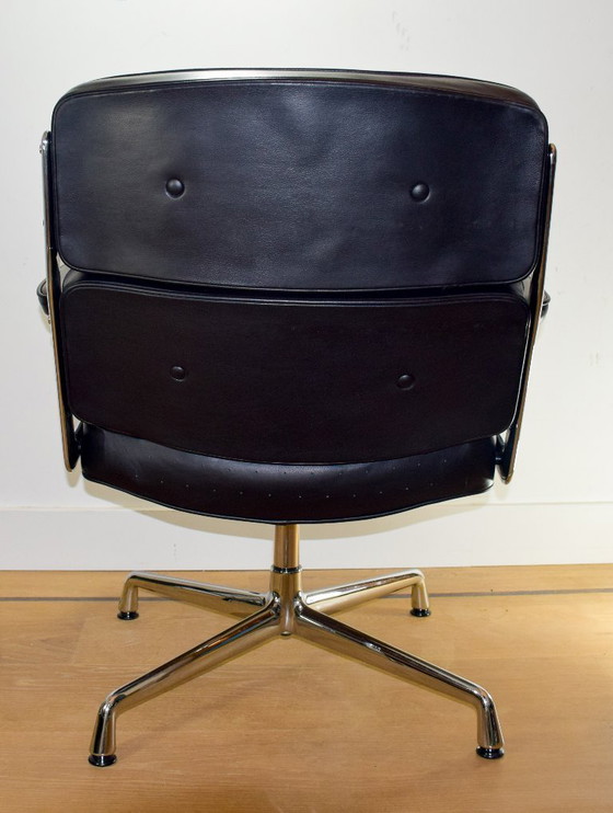 Image 1 of Vitra Eames Lobby Chair ES 108 in black leather and chrome