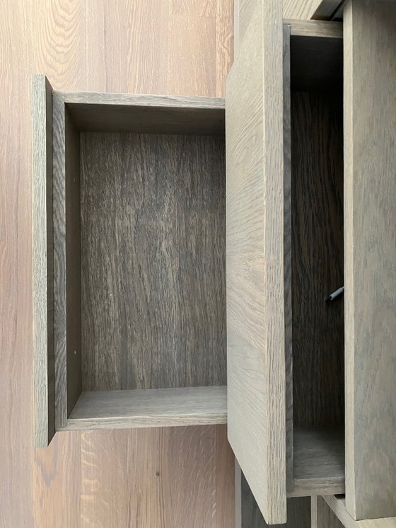 Image 1 of Dressoir