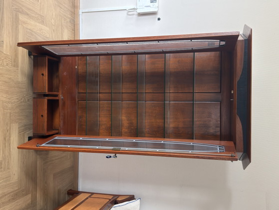 Vitrinekast Schuitema & Zonen – Vitrinekasten, Glass, Wood (photo 3 of 5)