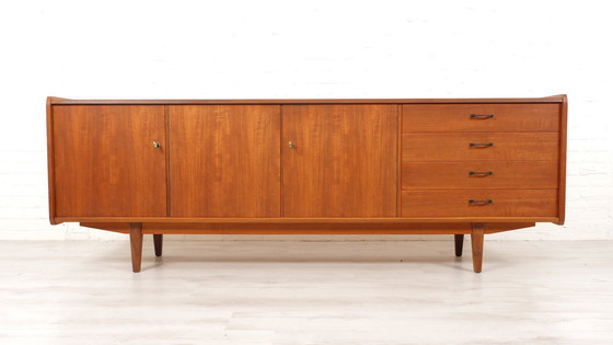 Image 1 of Vintage Dressoir | Zwarte Greepjes | 220 Cm | 1960S