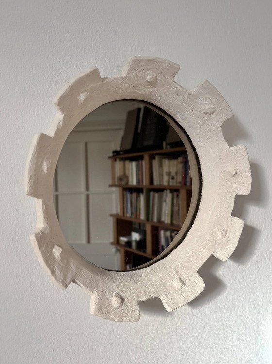 Zeitgenössischer französischer Keramikspiegel, "Gioielli" von Renzo Maar., Glas, Weiß, Brutalist (Foto 7 von 12)