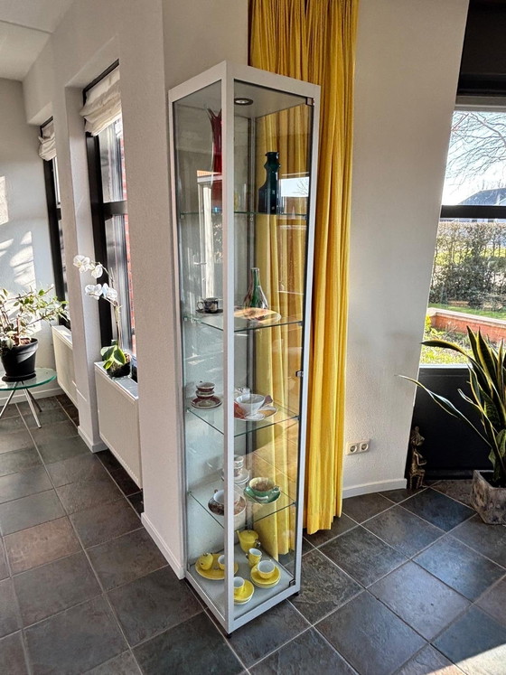 Image 1 of Vitrinekast SDB