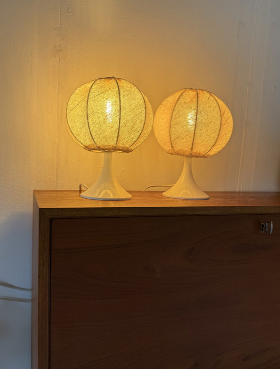 Image 1 of Set di 2 lampade da tavolo vintage anni '60