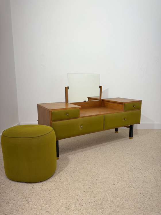 Coiffeuse Roger Landault accompagnée de son pouf – Commodes, Wood (photo 3 of 12)