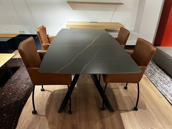Image 1 of Collection DMO Table à manger géante