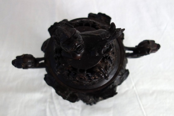 Image 1 of Quemador de perfume/incienso trípode grande con decoración de dragón, China