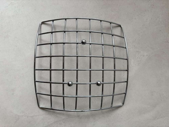 Image 1 of Memphis Coupe à fruits en fil d'acier chromé 1980