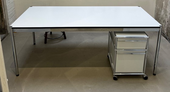 Image 1 of USM Haller designbureau met archiefkast