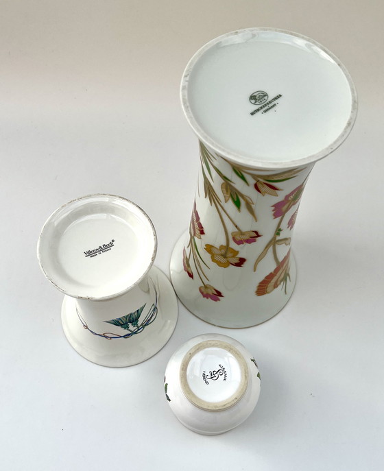Image 1 of Villeroy & Boch / Herend (Hungary) / Hutschenreuther - 3 porcelain vases with gold rim and floral decoration