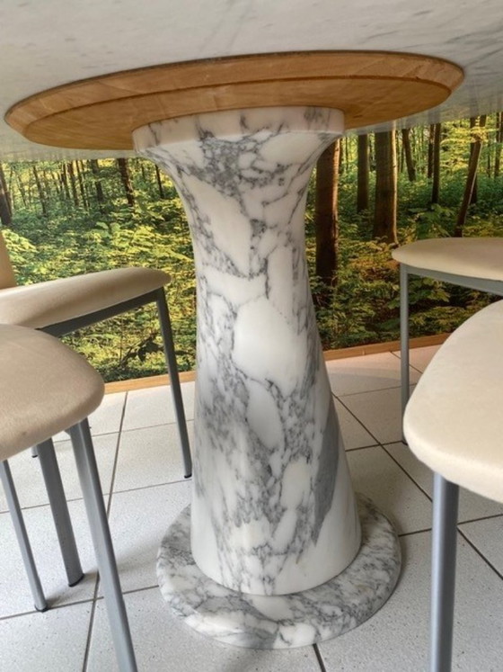 Image 1 of Marble dining table, Italian design