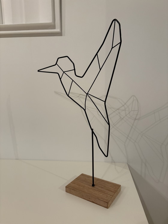 Image 1 of Kolibri, moderne Linienskulptur aus schwarzem Metall