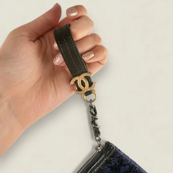 Clutch Chanel Gabrielle in tweed e pelle di vitello (photo 23 of 25)