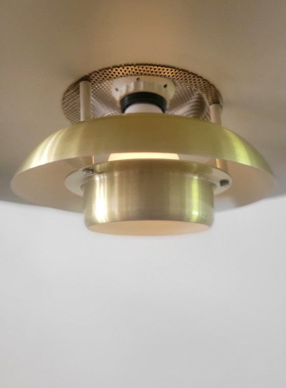 Image 1 of Vintage Deense schalenlamp van Lyskaer Belysning in messing kleur