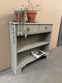 Brocante side table / cabinet / chest of drawers