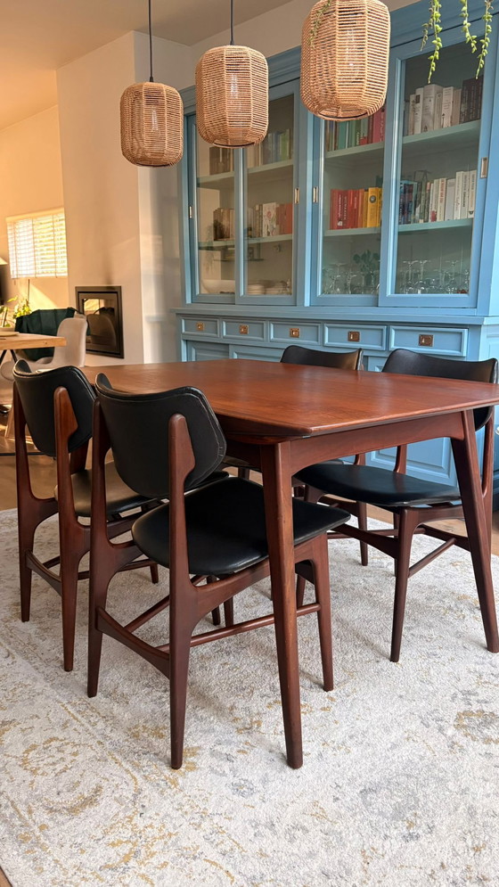 Image 1 of Vintage teak extendable dining table, Louis van Teeffelen