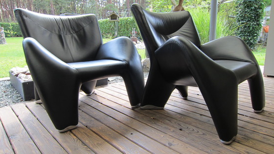 Image 1 of 2x Leolux Echnaton armchair