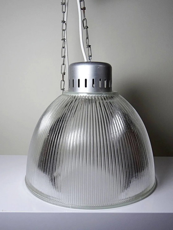 Industrial suspension in prismatic glass type Holophane, Thorn, 1998 – Pendant lamps, Industrieel (photo 5 of 10)