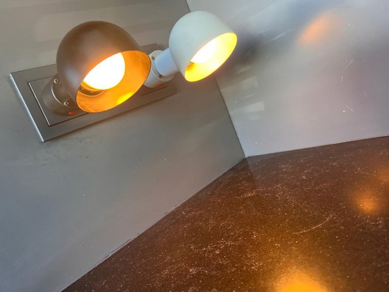 Set of two vintage space-age plug-in lamps — 70s/80s – Wall lights, Metal, Plastic (photo 6 of 7)