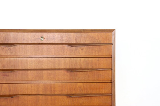 Image 1 of Deense hoge ladekast 'Olsted' vintage 