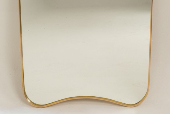 Image 1 of Specchio con cornice in ottone patinato. Anni '80-'90.