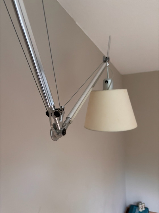 Artimide Tolomea Decentrada, Artemide, Deckenleuchten, Polierter Stahl, Creme (Foto 2 von 5)