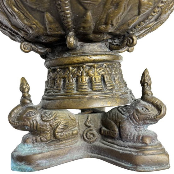 Antique Thai Bronze Reliquary with Elephants and Sacred Amulet – Sculpture (photo 4 of 12)