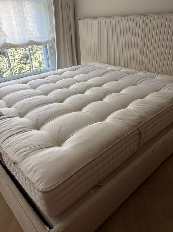 Image 1 of Massima qualità: letto Molteni&C Ovidio con materasso Schramm Mythos.