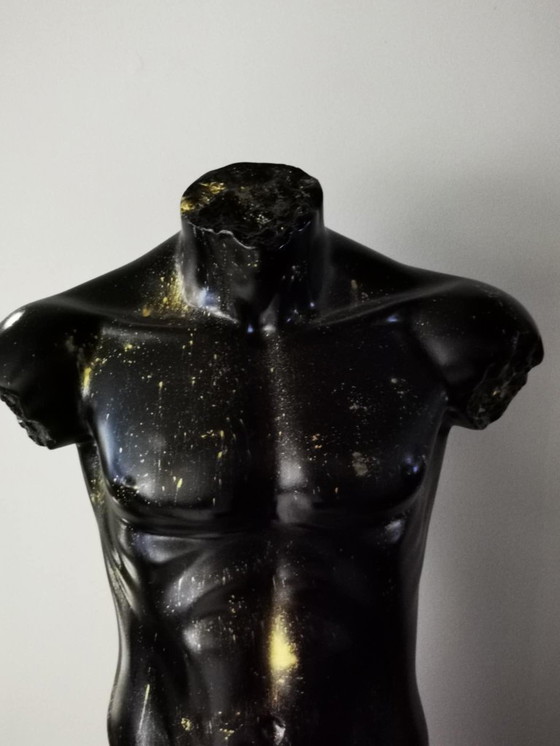 Image 1 of Chico de oro