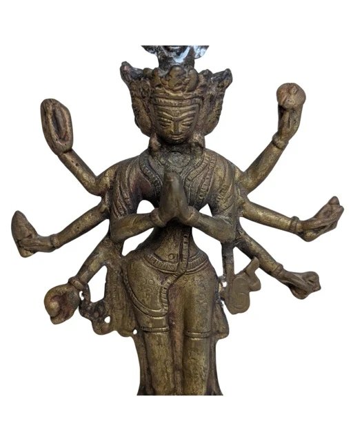 Hand-cast Bronze Avalokiteshvara 30cm – Sculpture (photo 11 of 12)