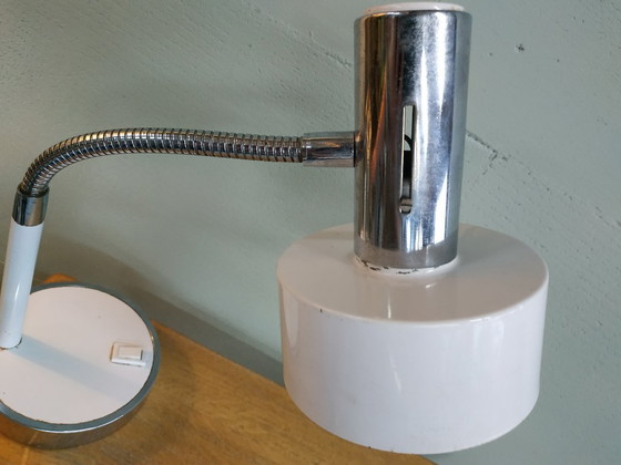 Image 1 of Lampe de table vintage (stilux) blanc/chrome 1960s-70s