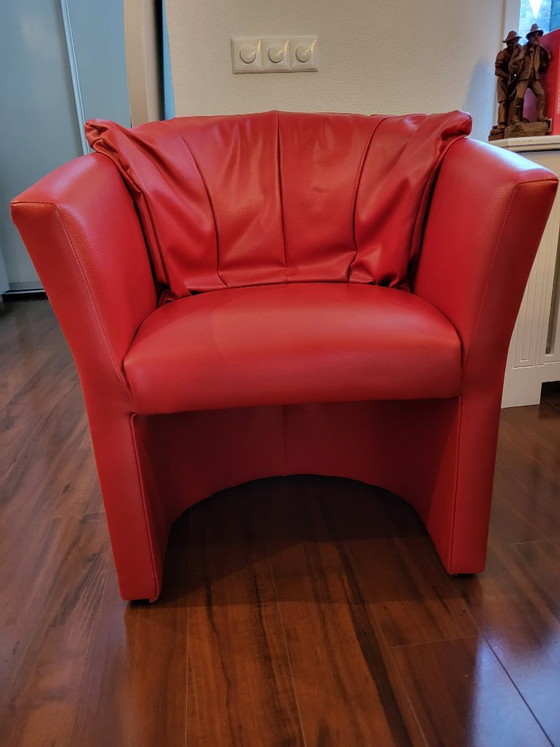Fauteuil en Cuir Rouge – Leather (photo 4 of 5)