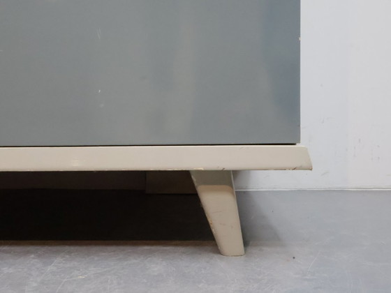 Image 1 of Vintage kledingkast | Auping | 3 deurs