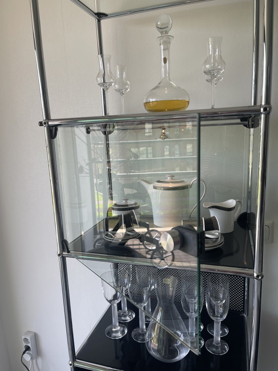 Image 1 of Vitrine design USM Haller
