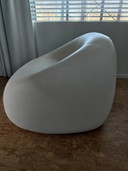 Artifort Swamp R sculptural lounge chair