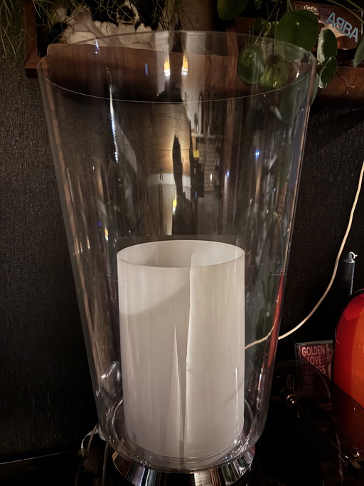 Wunderschöne, stilvolle Rossetti-Lampe.