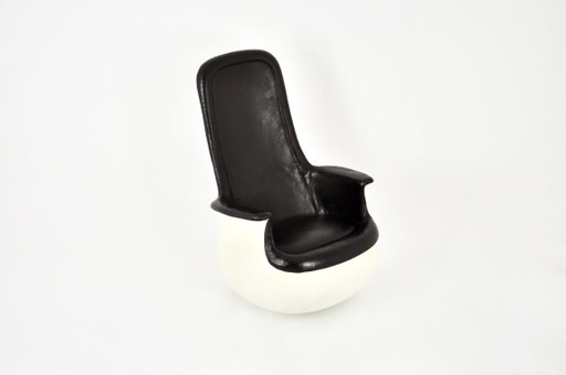 Sessel „Culbuto“ von Marc Held für Knoll International, 1960er Jahre – fauteuils, Leather, Fiberglass (photo 2 of 10)
