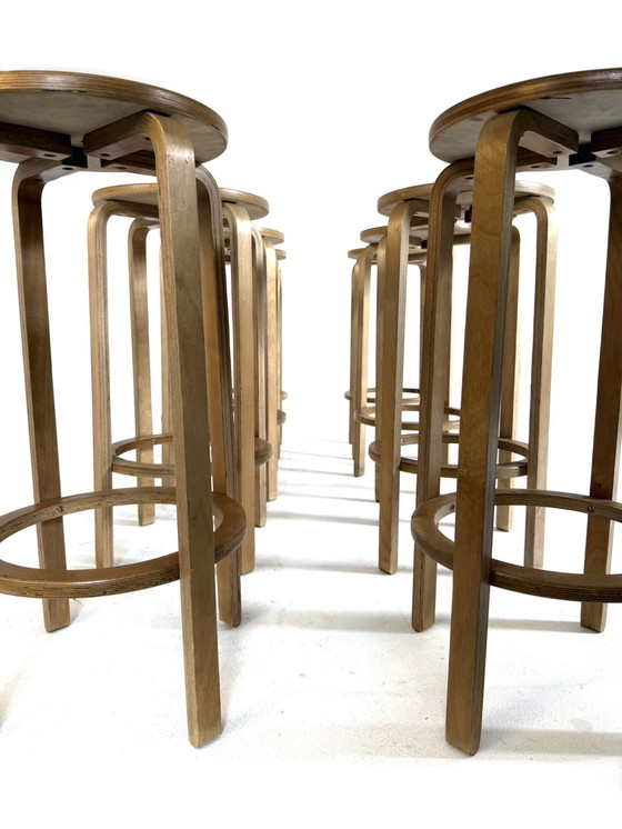 Image 1 of 8x tabouret de bar vintage en contreplaqué, style Alvar Aalto '80s