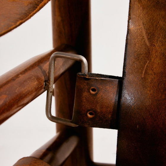 Image 1 of Poltrona e pouf in pelle di vitello ungherese, set da 2