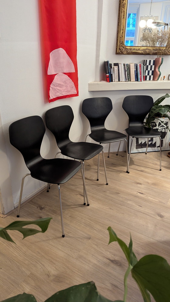 Image 1 of Set of 4 Phoenix Dining Chairs – Denmark 1980s Deens Stoelen