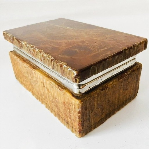 Joyero italiano antiguo de alabastro tallado a mano, década de 1960. – decoratieve objecten, Other