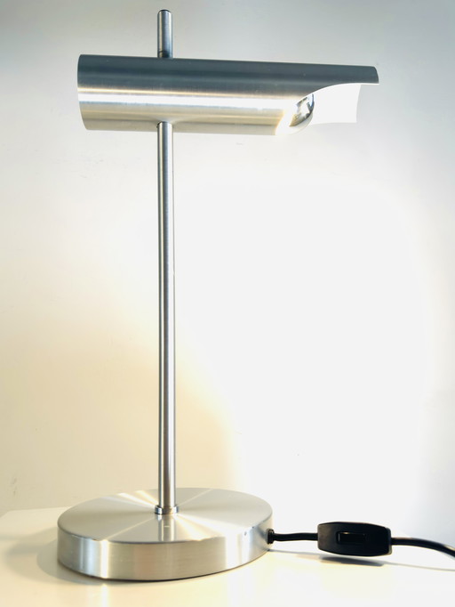 D-2093 LAMPE DE TABLE FUGA PAR MAIJA LIISA KOMULAINEN POUR RAAK AMSTERDAM, PAYS-BAS, années 1960