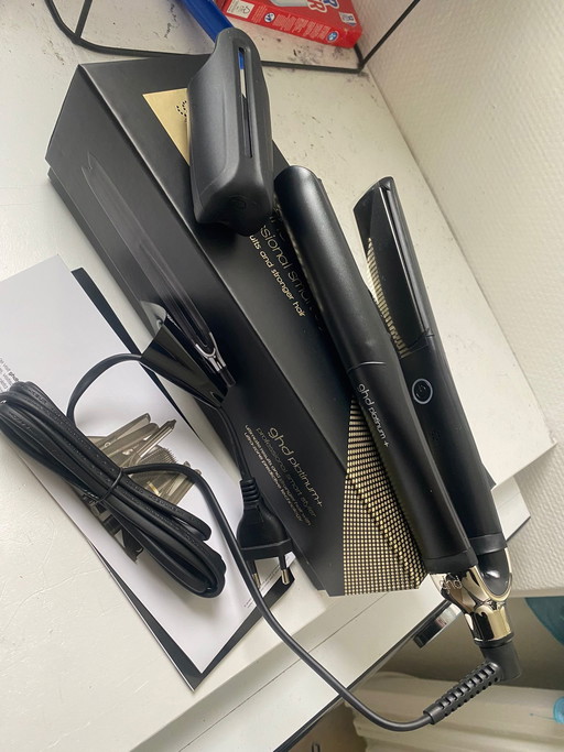 Authentic GHD Platinum+ Smart Styler Black Professional Hair Straightener