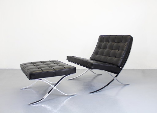 Asientos Knoll de cuero negro de Barcelona Mies Van Der Rohe