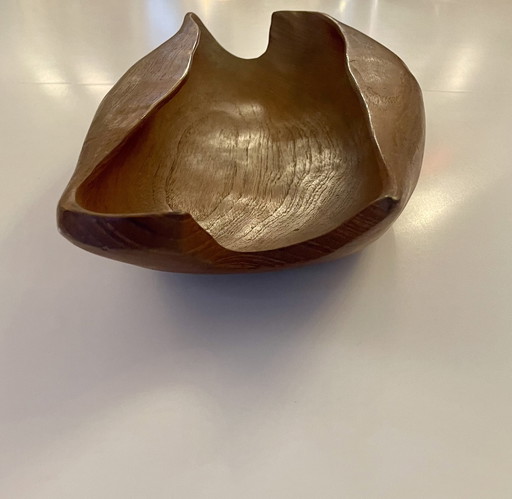 Handgearbeitete organische Teakholzschale 