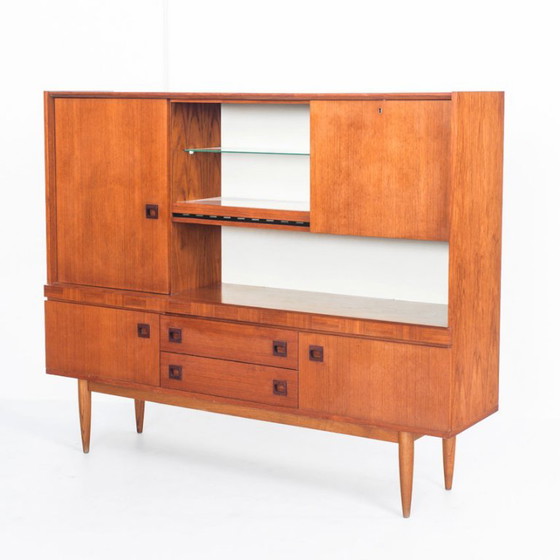 Credenza vintage in stile scandinavo. Legno di teak. Francia, anni '60. – Credenze alte, Wood (photo 3 of 13)