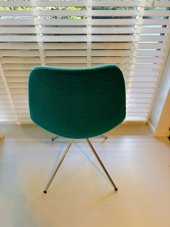 Zuiver Fourteen Up eetkamerstoel zeegroen, Eetkamerstoelen, Chroom, Wol, Turquoise (foto 2 van 5)