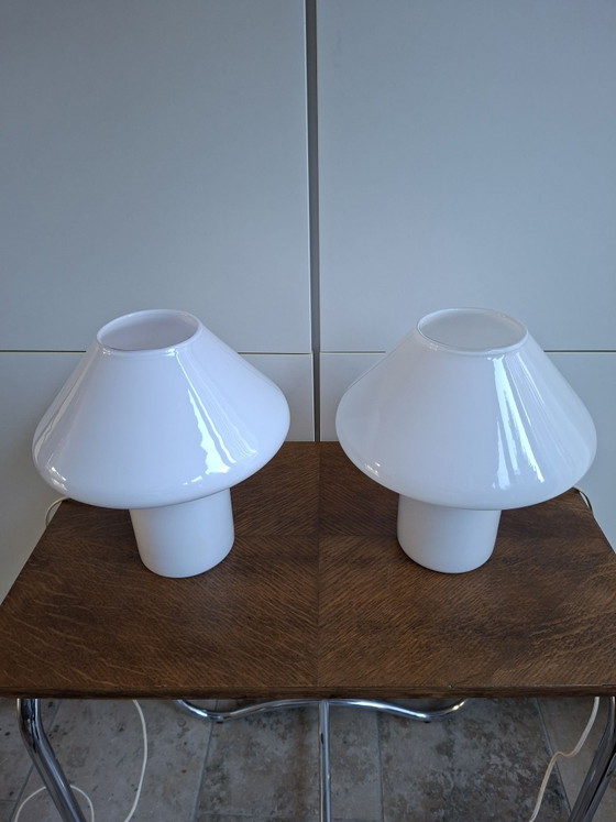 2x Lampada Fungo, bianca, anni '80 - Vetro Bianco – Lampade da tavolo (photo 7 of 11)