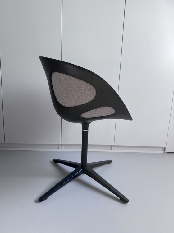 Fritz Hansen Rin Chair – Draaistoelen, Aluminium, Textile (photo 2 of 7)