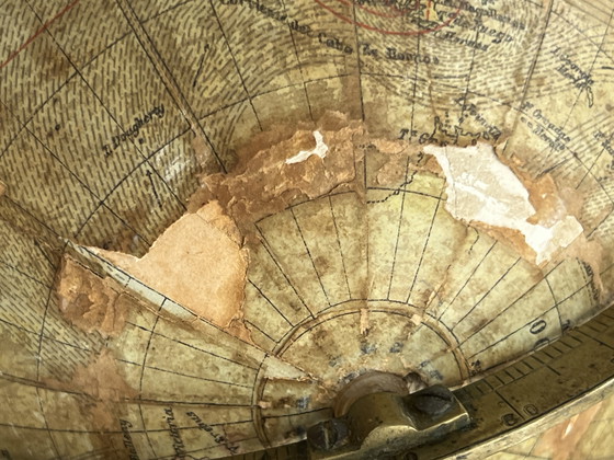 Image 1 of Faustino Paluzie, Globo della fine del XIX secolo, Stucco, Altezza 35 cm